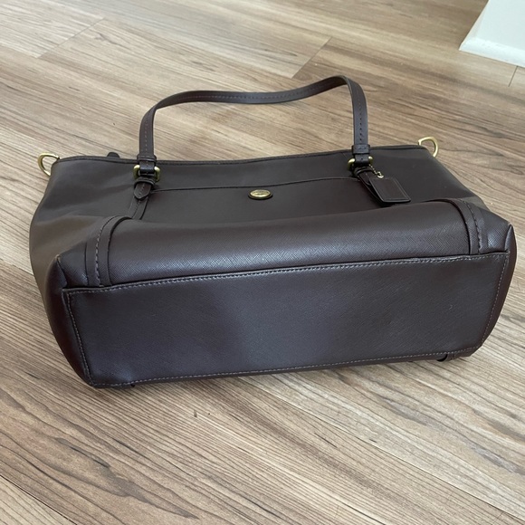 Coach Purse - Picture 7 of 8